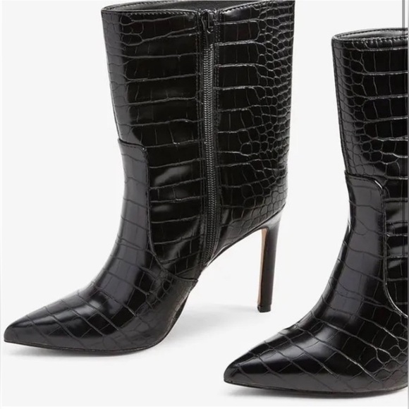BNWT Express Croc Embossed Boot - Picture 2 of 2